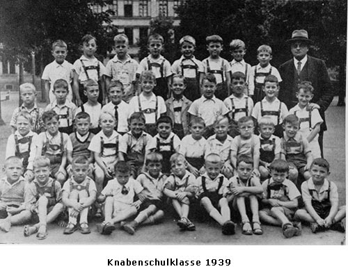 Gutenberg Knabenschulklasse 1939.jpg